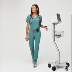 FIGS LIMITED EDITION HYDROGREEN